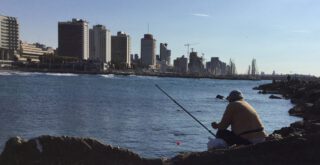 Auch Tel Aviv liegt am Israel National Trail
