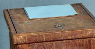 Nichtwähler lassen die Urne leer